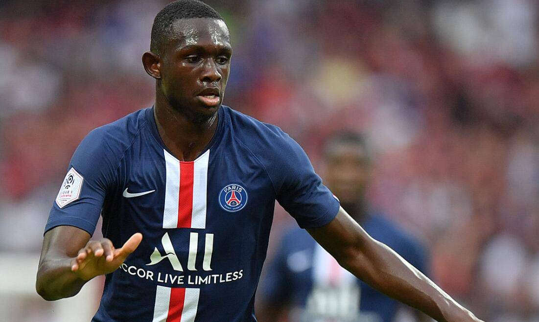 包含莎拉波娃新星表现优异表现突出，拜仁前途光明！热度持续攀升的词条